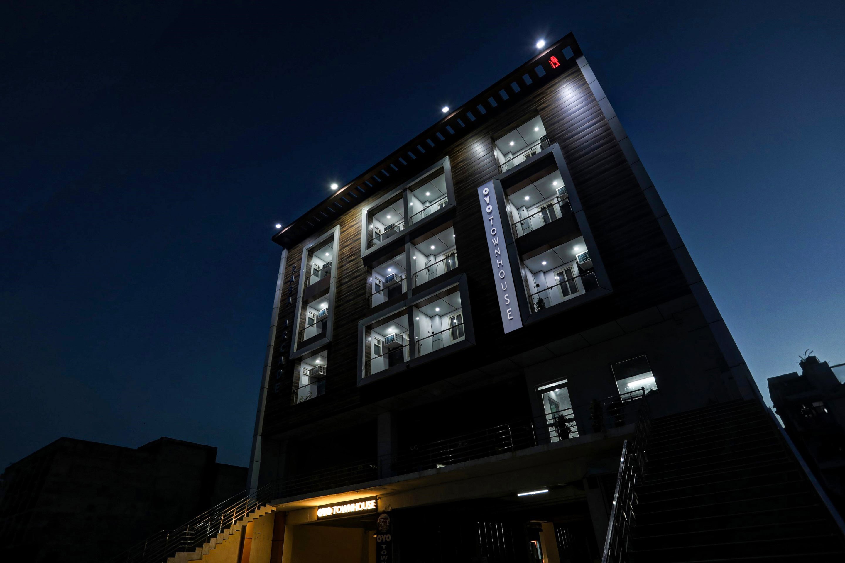 Townhouse 93629 Rasa Arcade