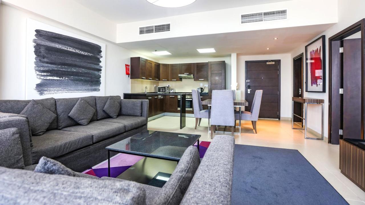 Nassima Tower Hotel Apartments