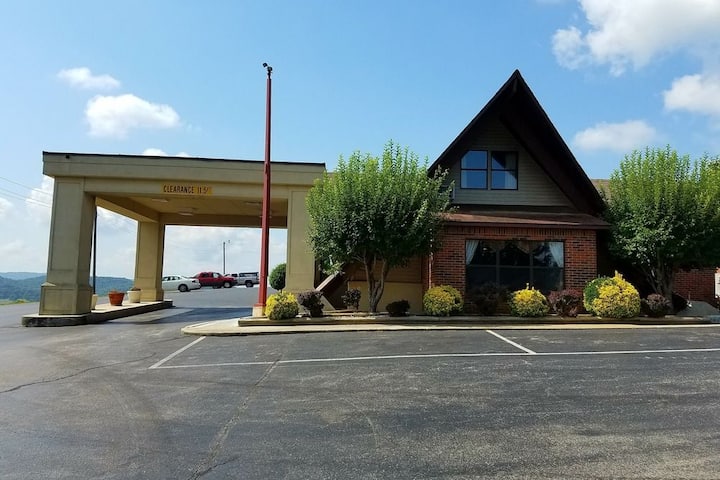 Baymont by Wyndham Cookeville