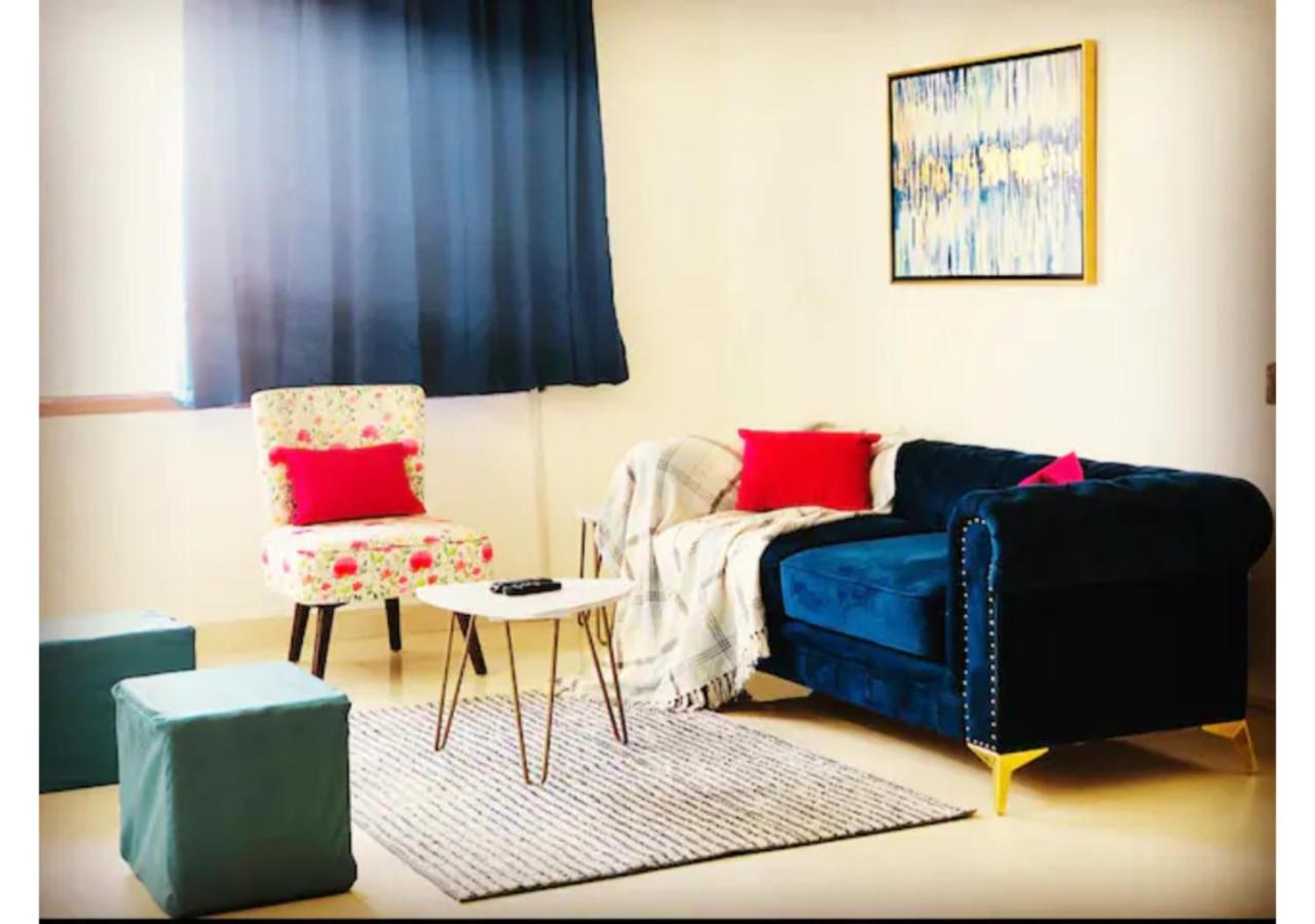 BluO 1BHK - Defence Colony Market, Lift, Balcony